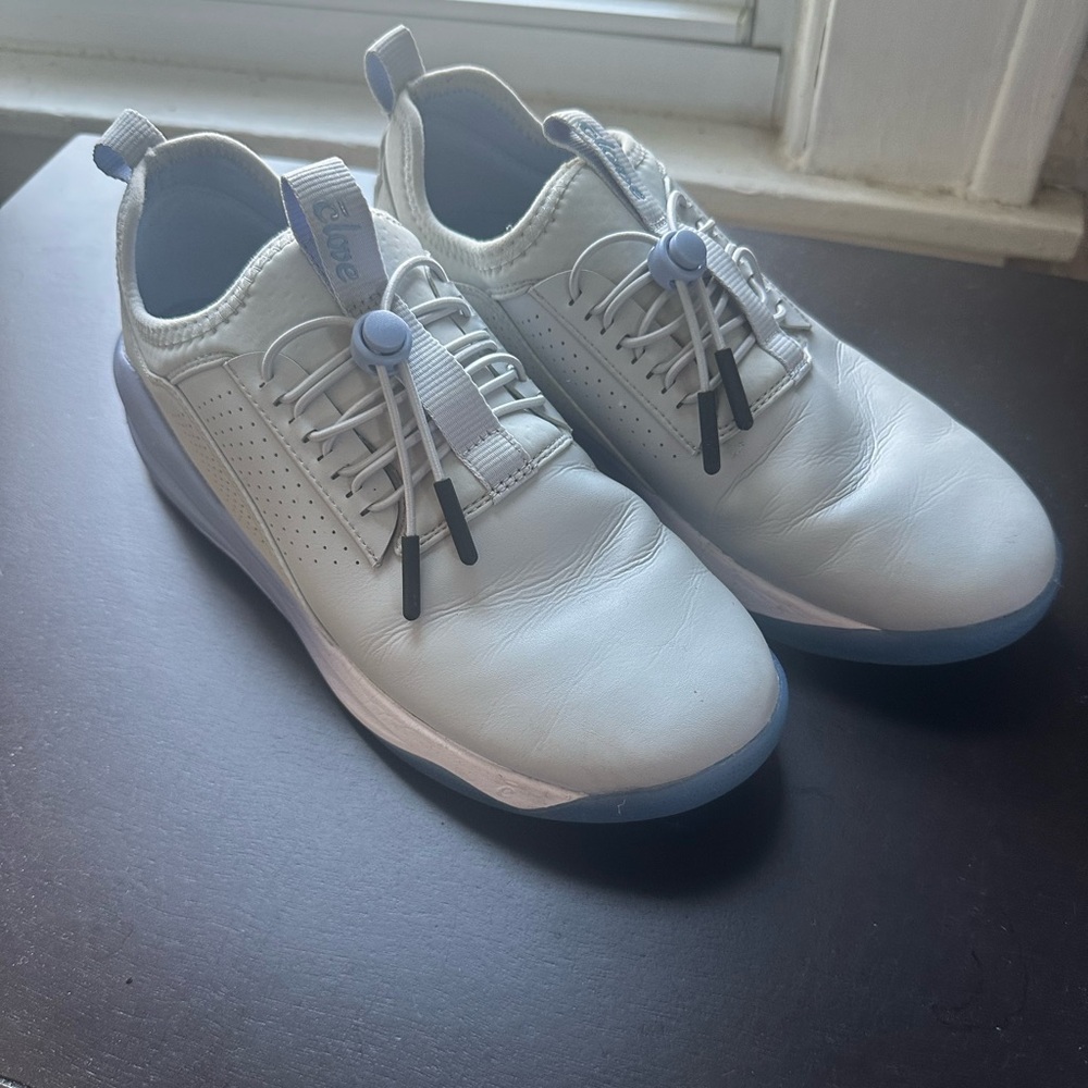 Clove Classic Sneakers Womens Size 8 Blue Nurse Shoes